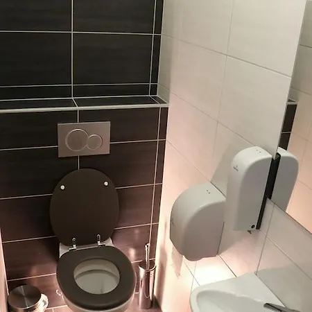 Vandrarhem Tivoli Ljubljana